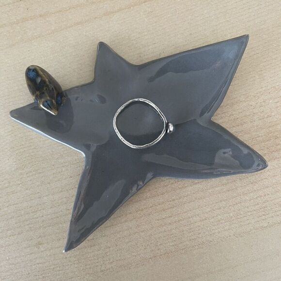 Handmade Jewelry Trinket Dish Star Birds Ceramic Clay Signed “Lean Dog Pottery” - Picture 2 of 10